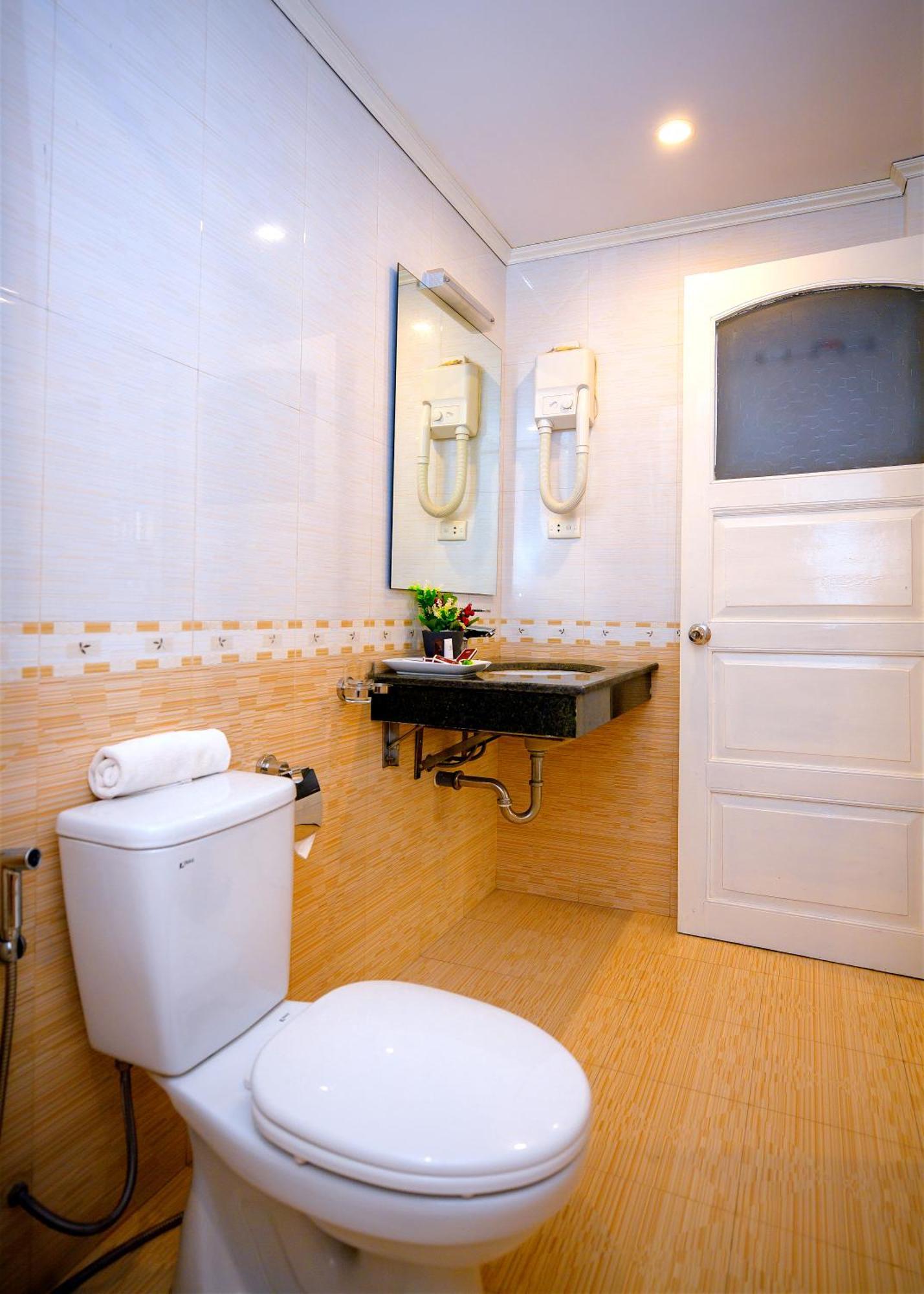 Royal Hotel Ha Noi Hanoi Eksteriør bilde